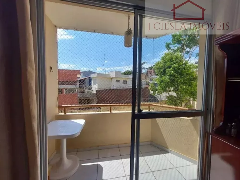 Apartamento à venda com 2 quartos, 78m² - Foto 2