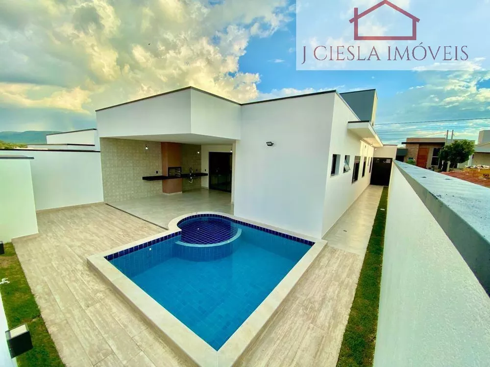 Casa de Condomínio à venda com 3 quartos, 178m² - Foto 2