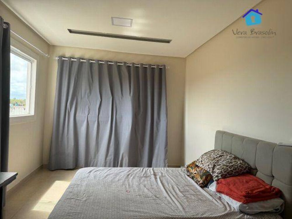 Casa, 4 quartos, 240 m² - Foto 4