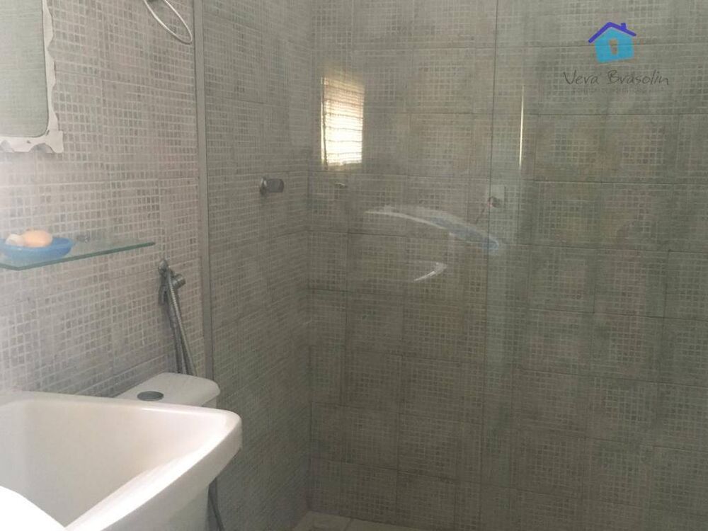 Casa à venda com 3 quartos, 144m² - Foto 3