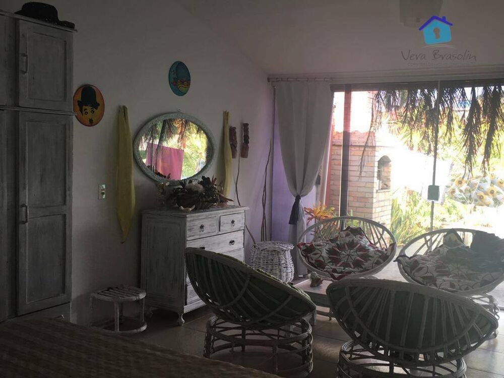 Casa à venda com 3 quartos, 144m² - Foto 4
