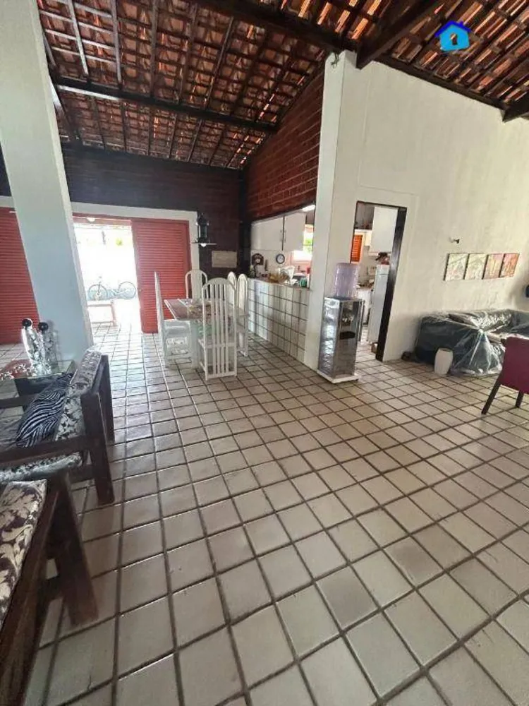Casa, 5 quartos, 220 m² - Foto 1