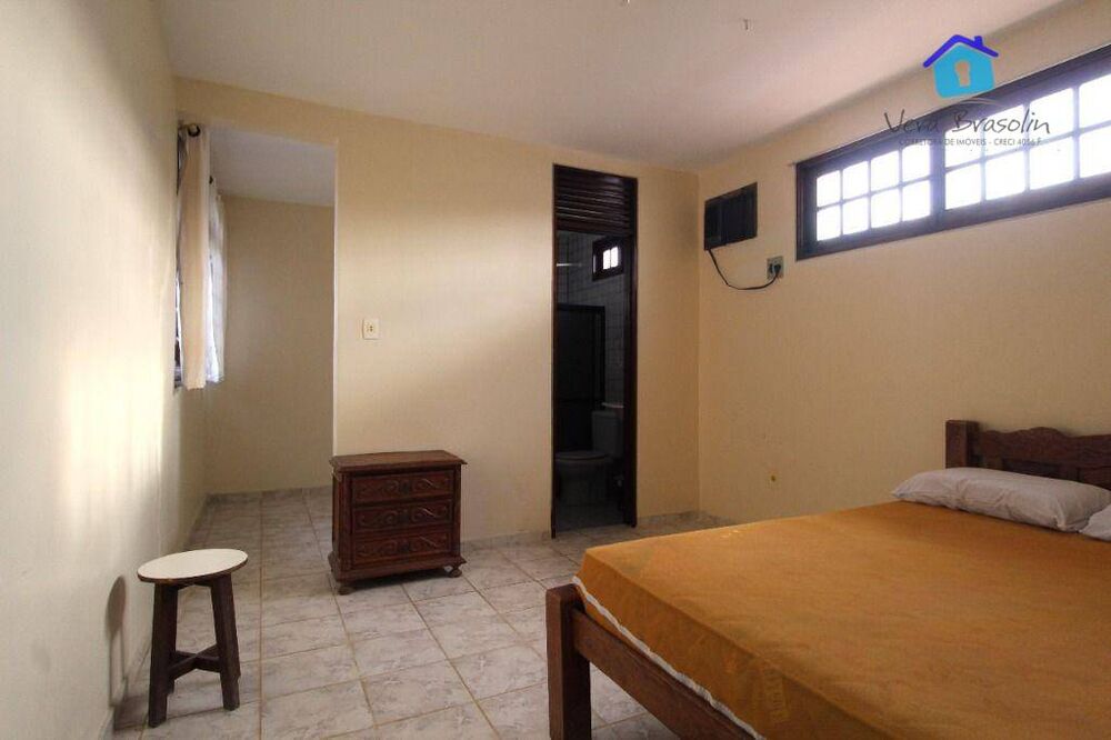 Casa à venda com 5 quartos, 315m² - Foto 6