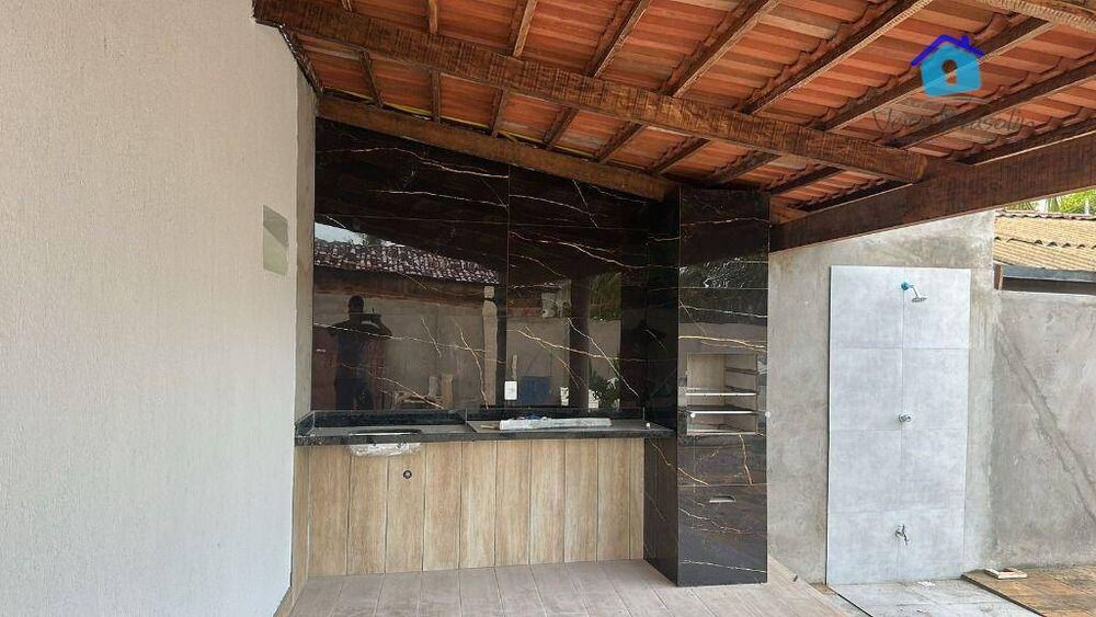Casa, 4 quartos, 180 m² - Foto 1