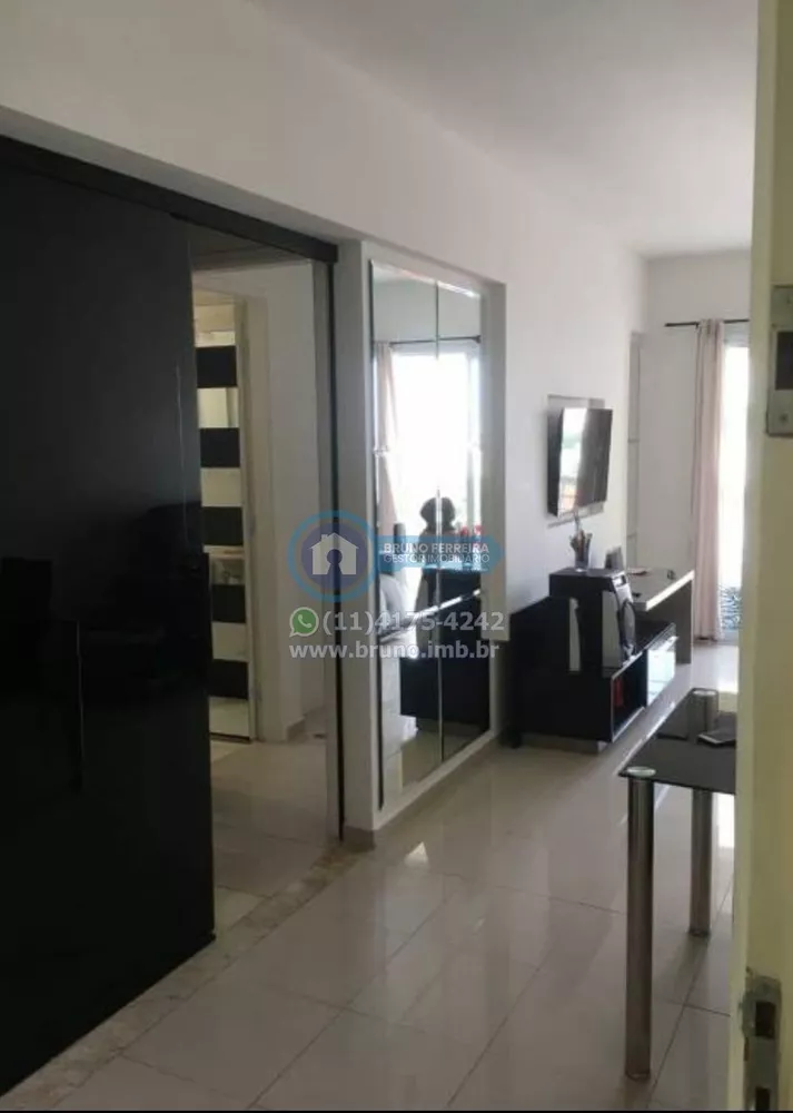 Apartamento à venda com 2 quartos, 72m² - Foto 2