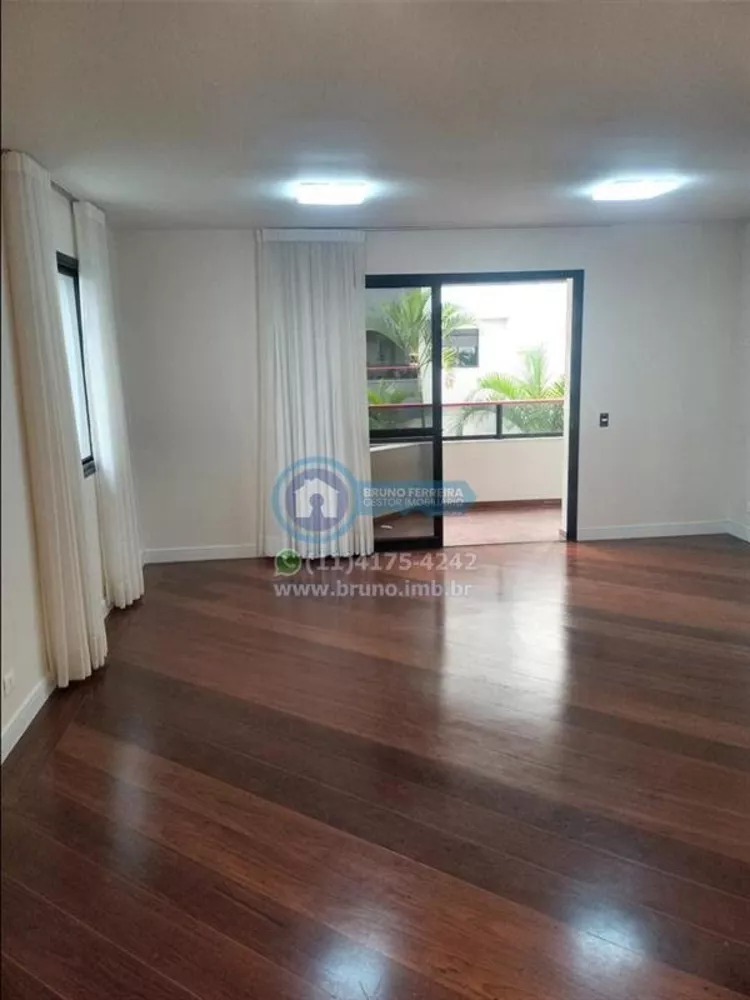 Apartamento para alugar com 4 quartos, 143m² - Foto 2