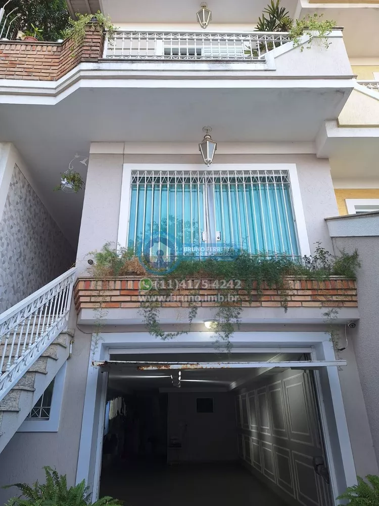 Sobrado à venda com 3 quartos, 260m² - Foto 1