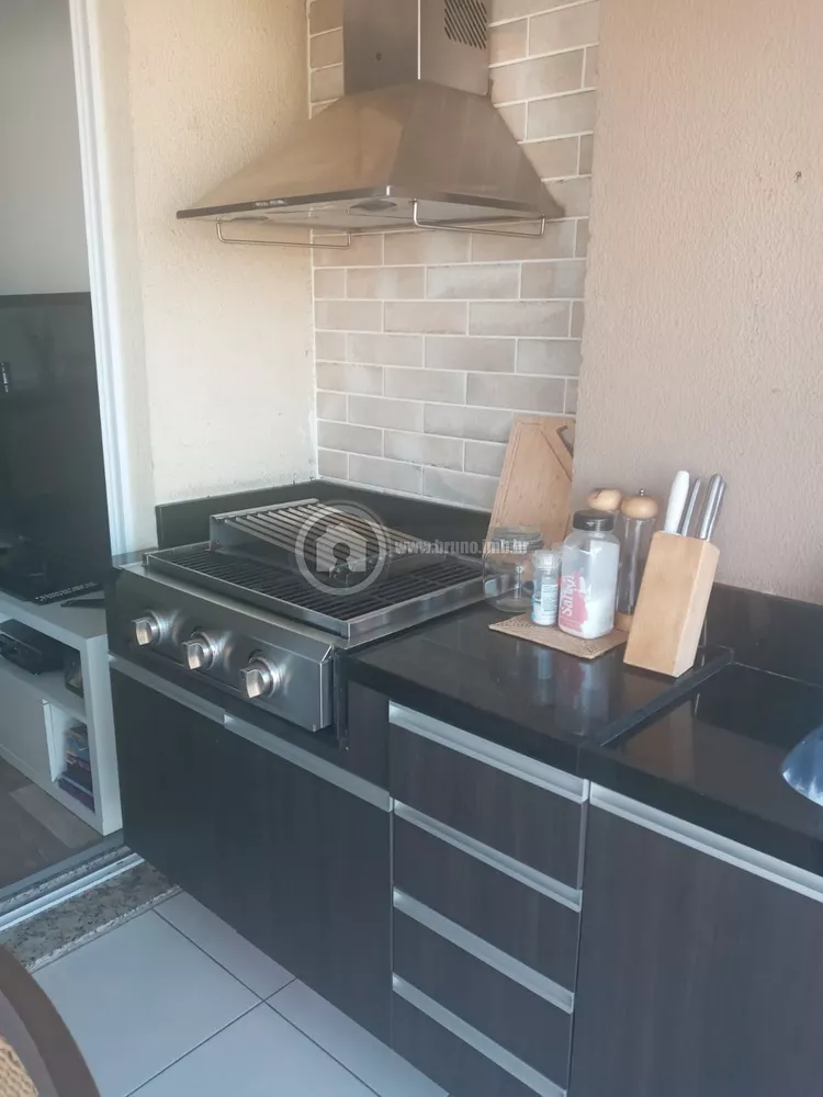 Apartamento à venda com 2 quartos, 63m² - Foto 3