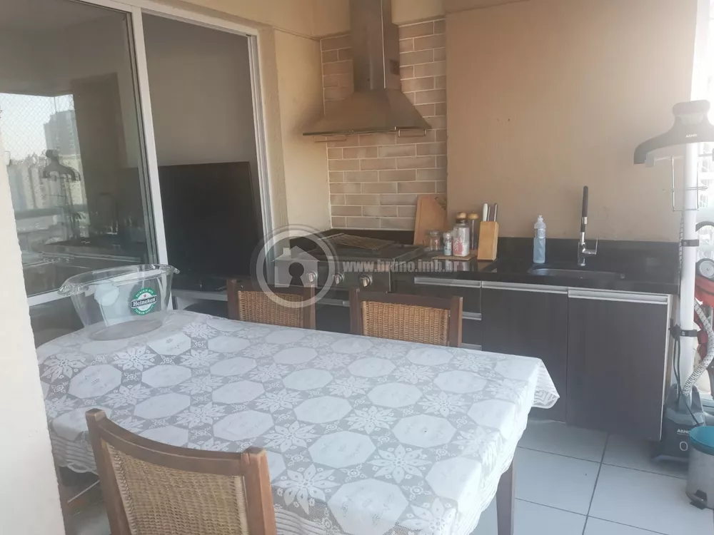 Apartamento à venda com 2 quartos, 63m² - Foto 4