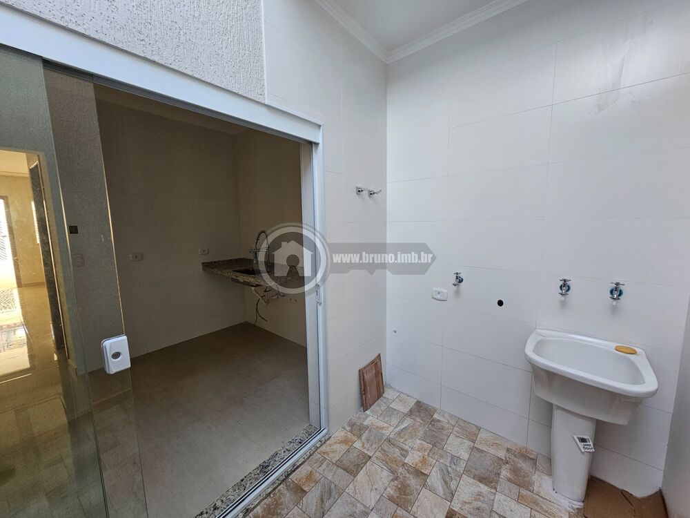 Casa à venda com 3 quartos, 101m² - Foto 4