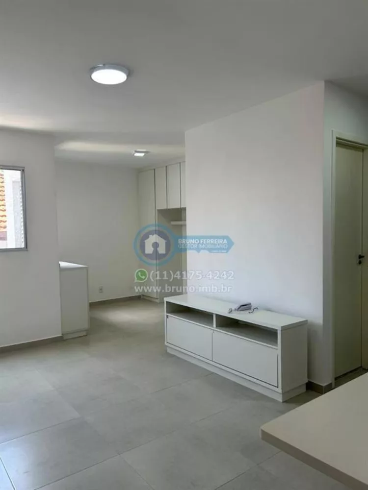 Apartamento à venda com 1 quarto, 30m² - Foto 2