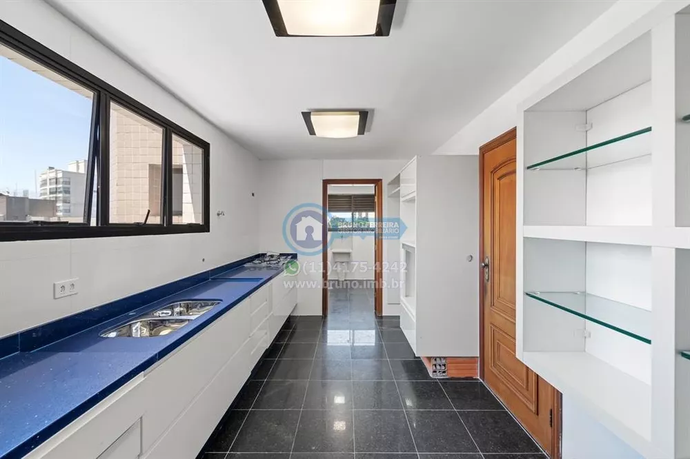 Apartamento à venda com 4 quartos, 210m² - Foto 3