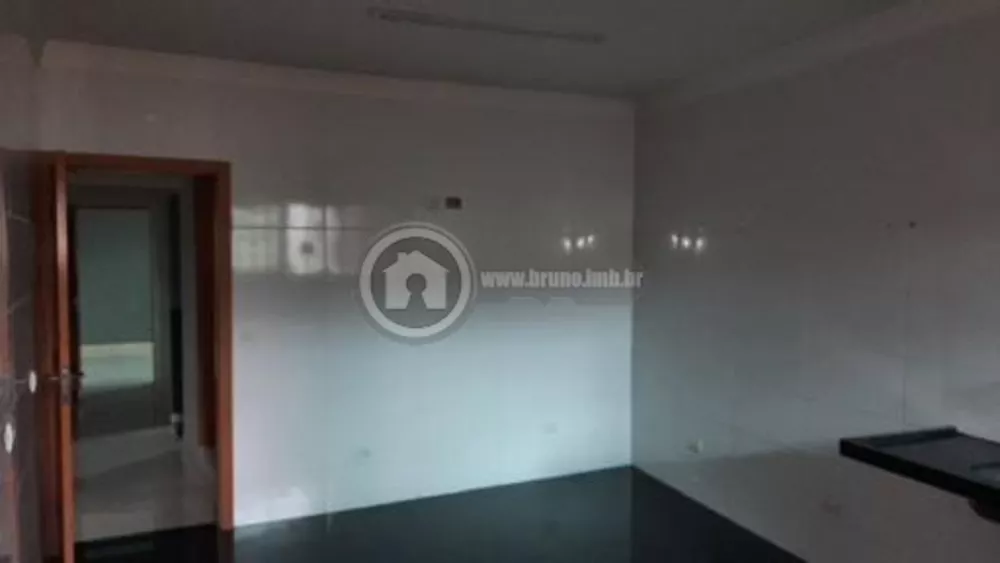 Sobrado à venda com 3 quartos, 238m² - Foto 3