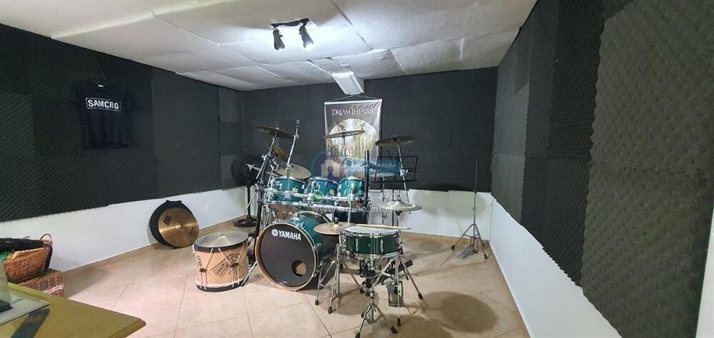 Casa, 4 quartos, 197 m² - Foto 2