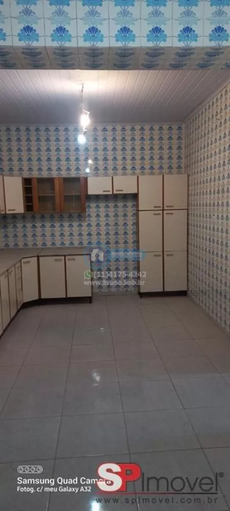 Casa à venda com 6 quartos, 220m² - Foto 3