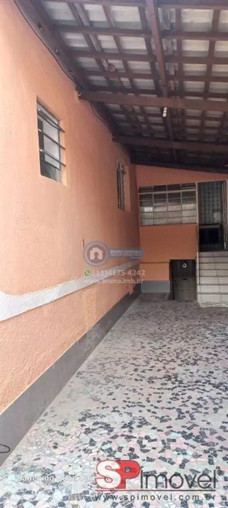 Casa à venda com 6 quartos, 220m² - Foto 4