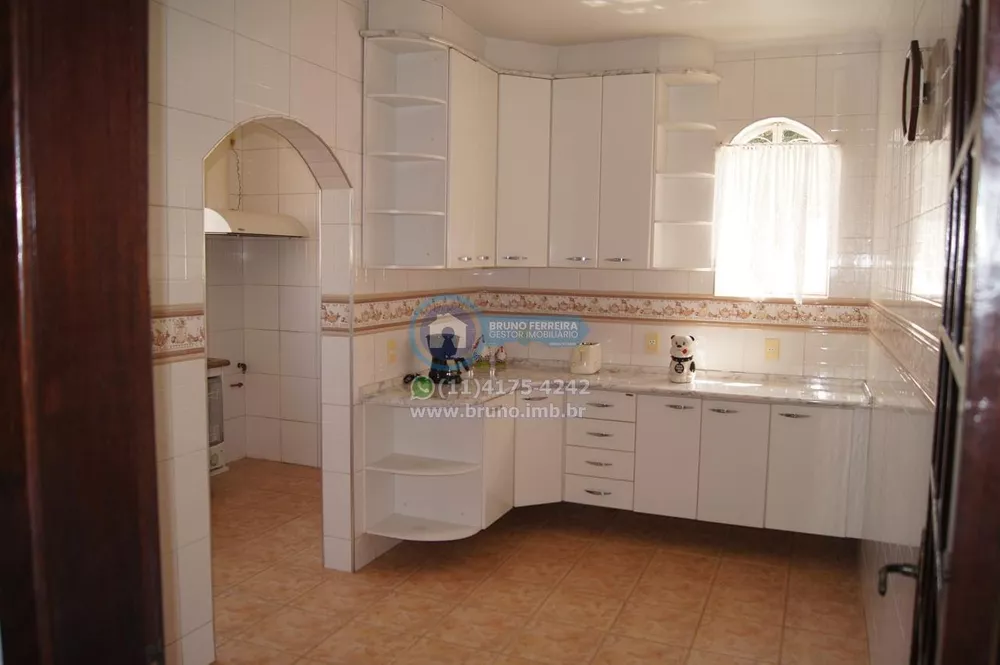 Sobrado, 3 quartos, 350 m² - Foto 1