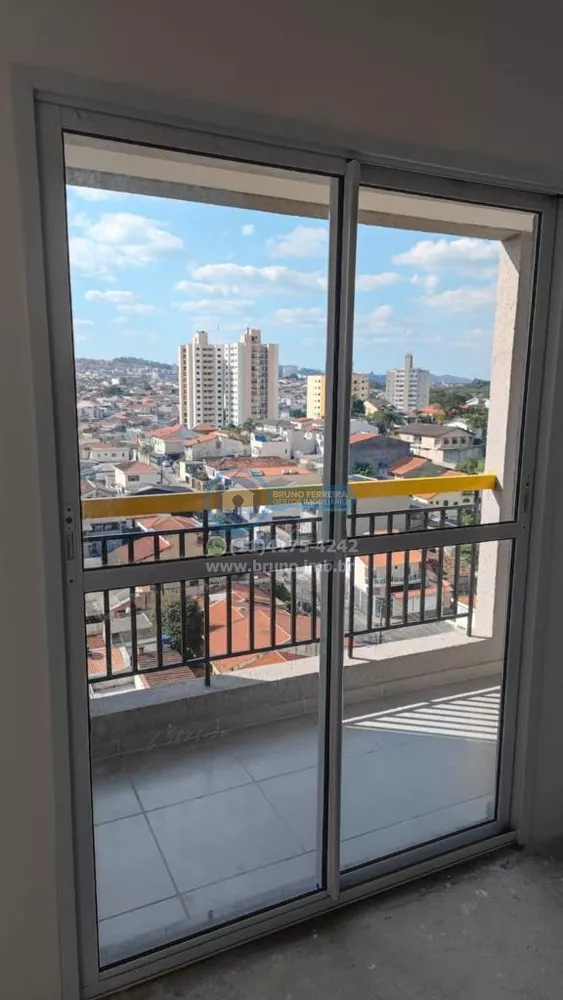 Apartamento à venda com 2 quartos, 42m² - Foto 2