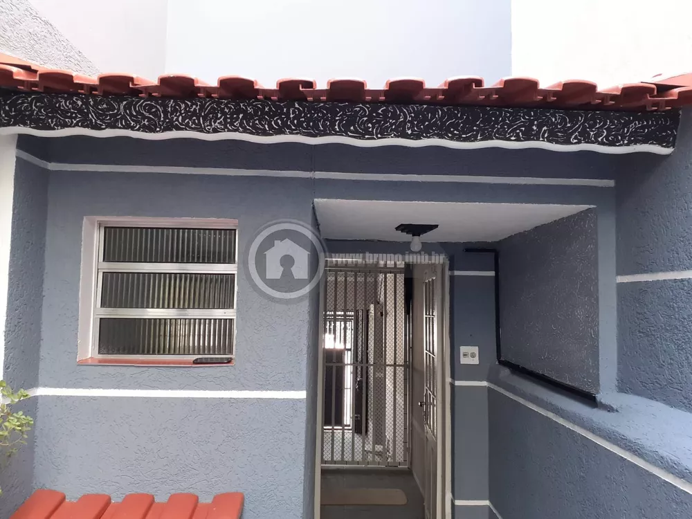 Sobrado à venda com 6 quartos, 167m² - Foto 1