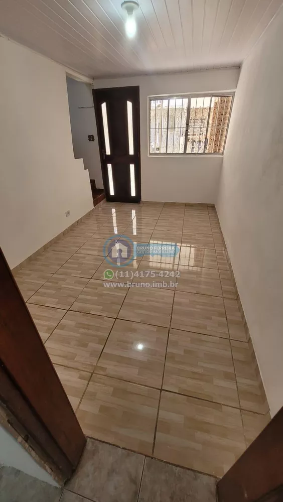 Sobrado à venda com 3 quartos, 120m² - Foto 1