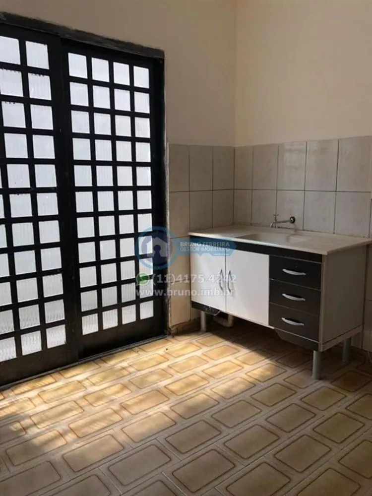 Casa à venda com 6 quartos, 270m² - Foto 3