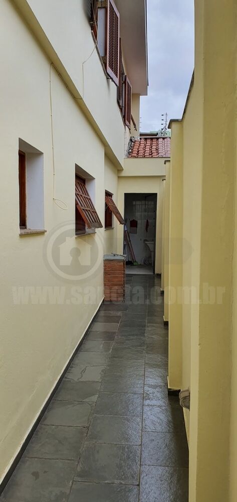Sobrado à venda com 3 quartos, 220m² - Foto 39