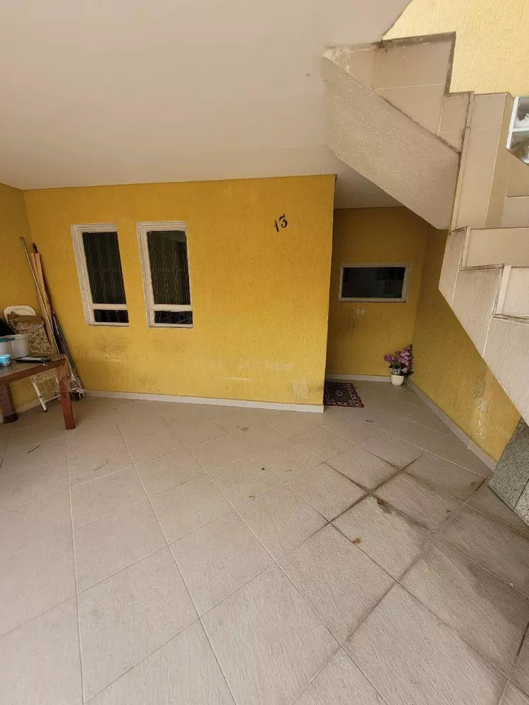 Casa à venda com 4 quartos, 250m² - Foto 3