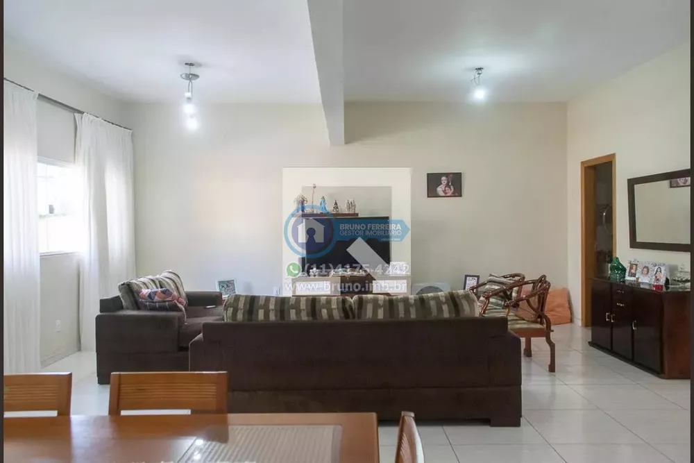 Sobrado à venda com 3 quartos, 304m² - Foto 3