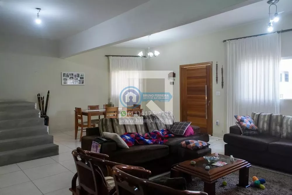 Sobrado à venda com 3 quartos, 304m² - Foto 4