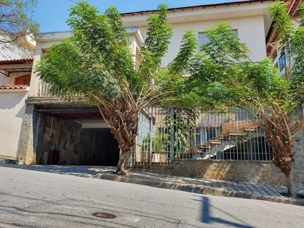 Sobrado à venda com 3 quartos, 400m² - Foto 4