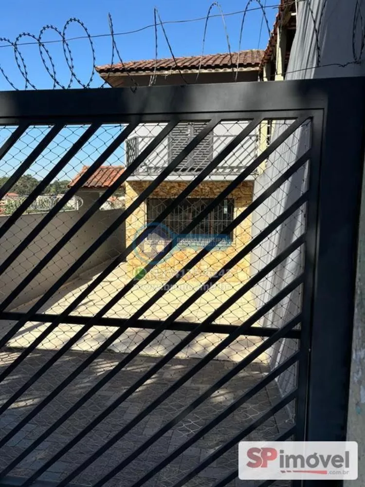 Sobrado para alugar com 3 quartos, 180m² - Foto 1