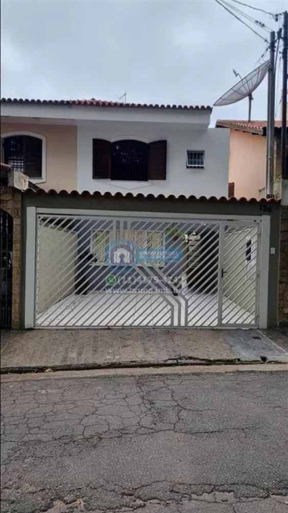 Sobrado à venda com 4 quartos, 130m² - Foto 1