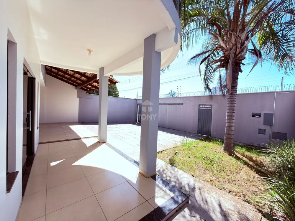 Sobrado, 6 quartos, 307 m² - Foto 3