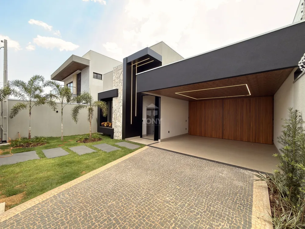 Casa, 3 quartos, 207 m² - Foto 1
