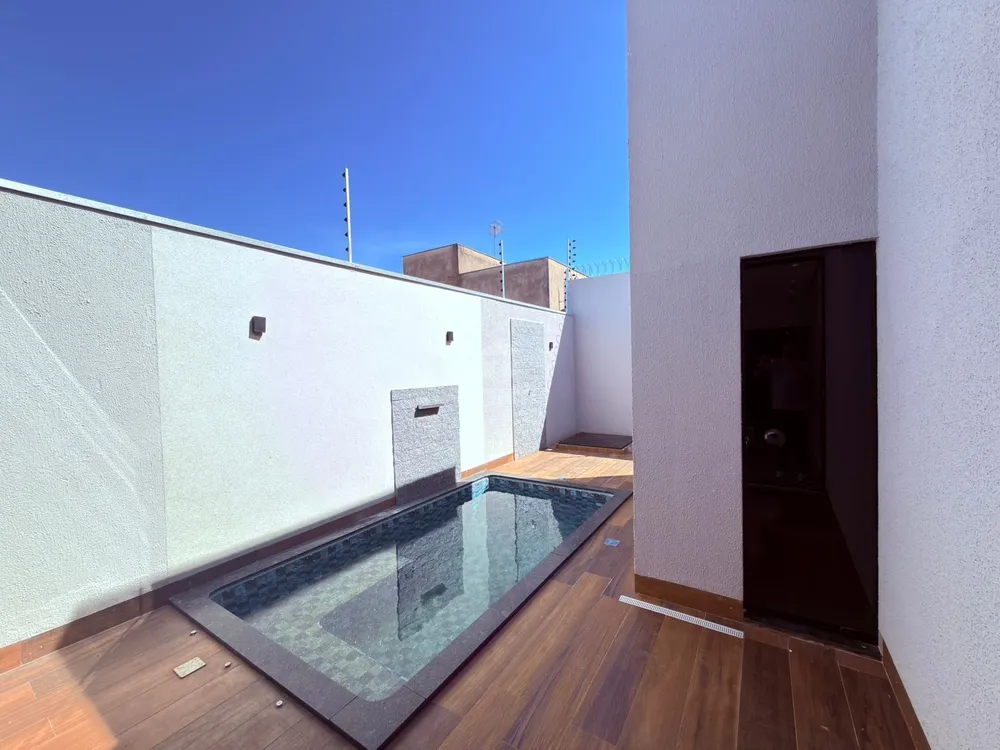 Casa, 3 quartos, 143 m² - Foto 2