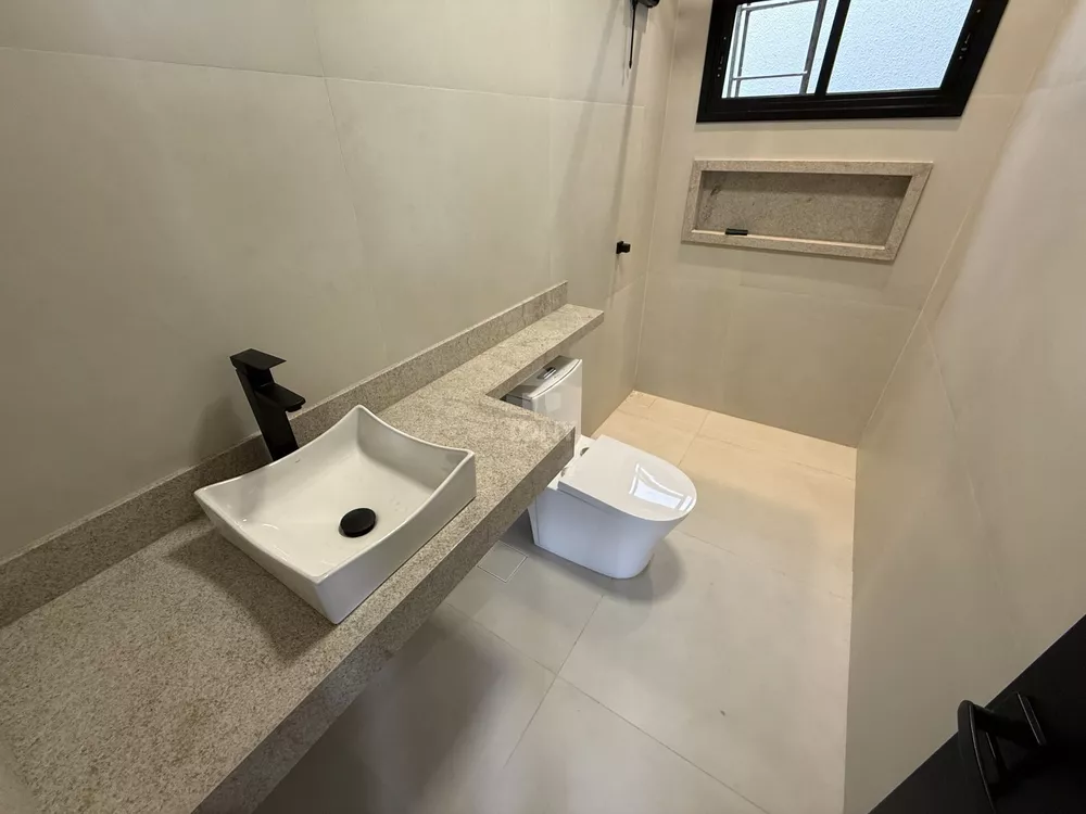 Casa, 3 quartos, 167 m² - Foto 2