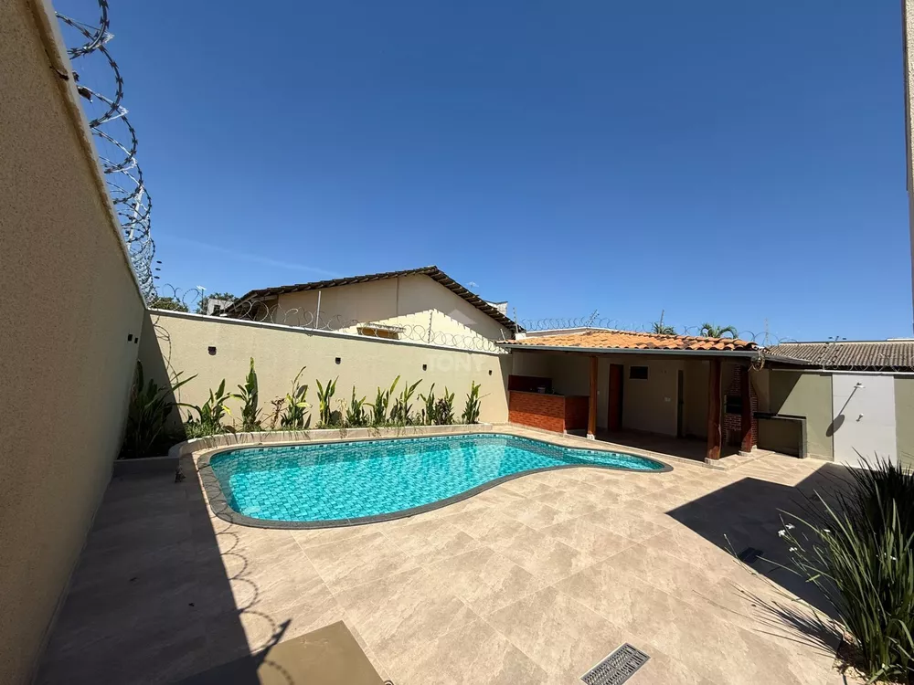 Casa, 3 quartos, 187 m² - Foto 2