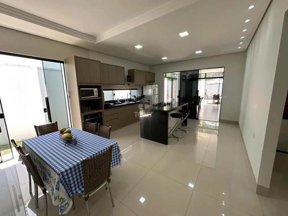 Casa, 3 quartos, 180 m² - Foto 4