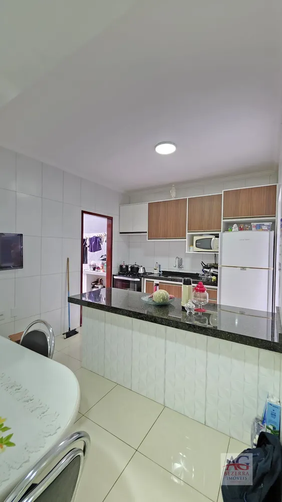 Casa, 4 quartos, 162 m² - Foto 1