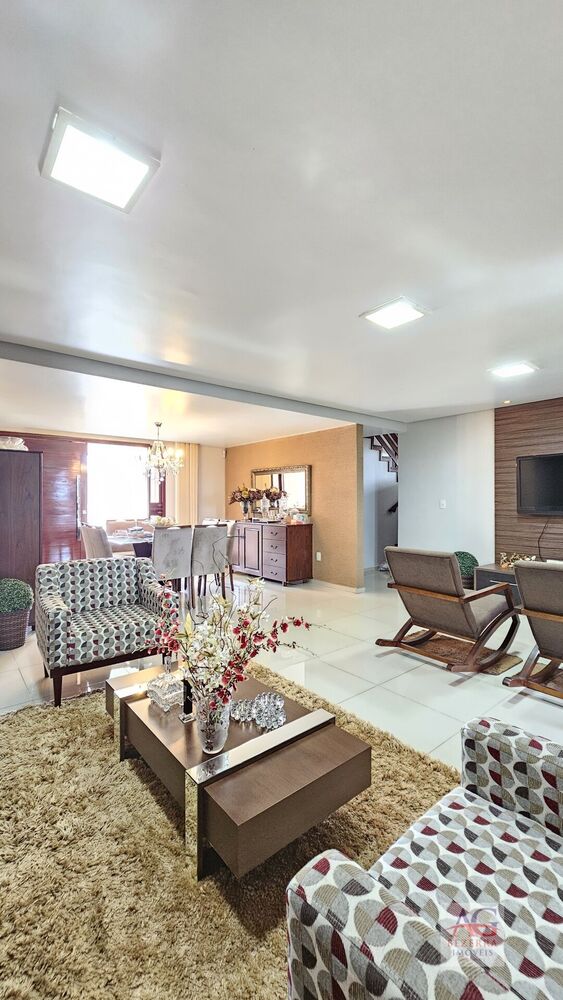 Casa, 5 quartos, 290 m² - Foto 9