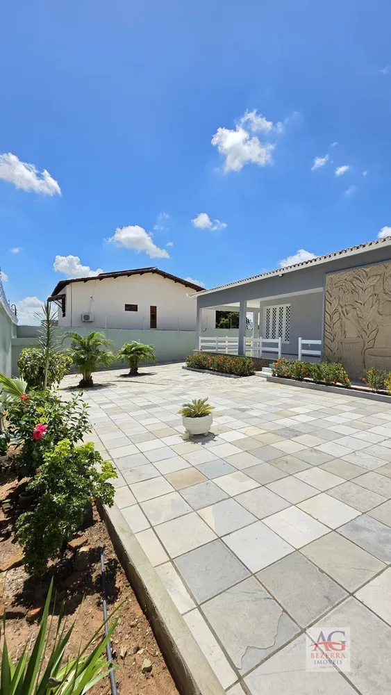Casa, 3 quartos, 279 m² - Foto 2