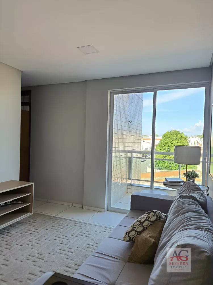 Apartamento à venda com 3 quartos, 69m² - Foto 2