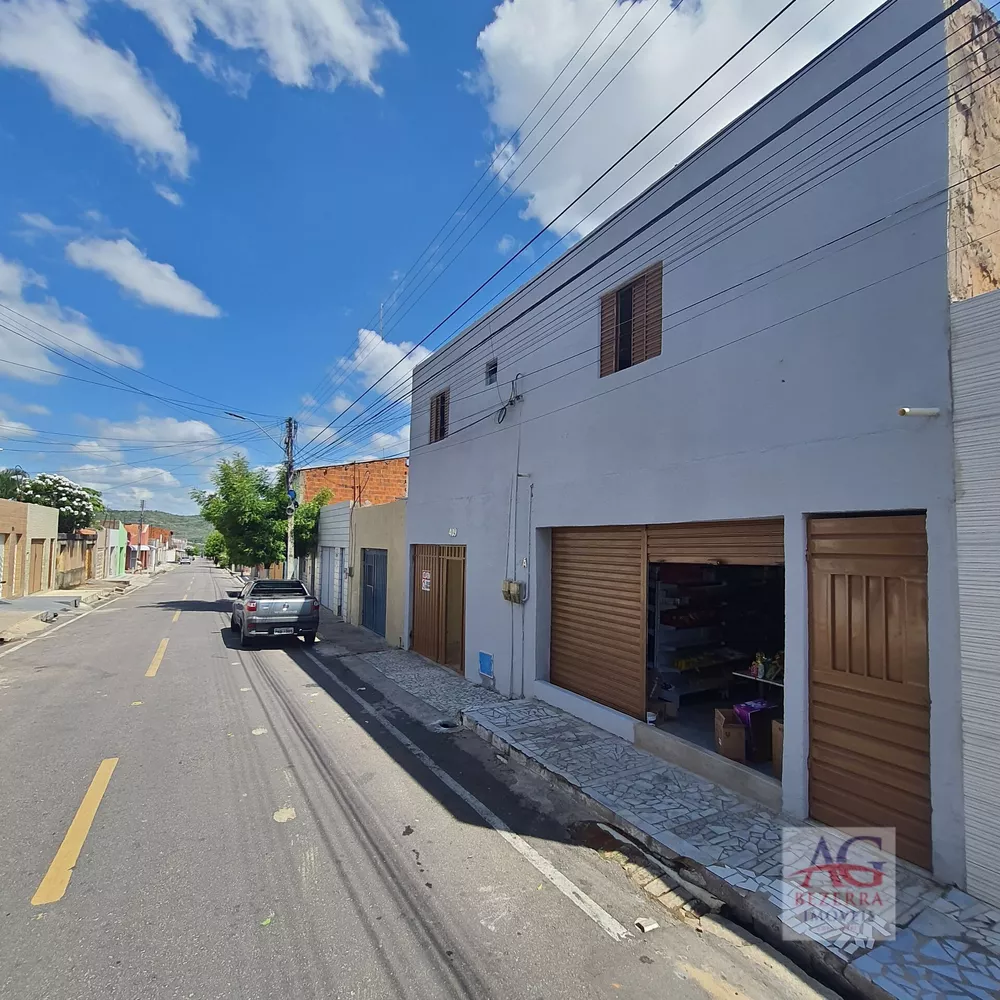 Casa, 2 quartos, 200 m² - Foto 2