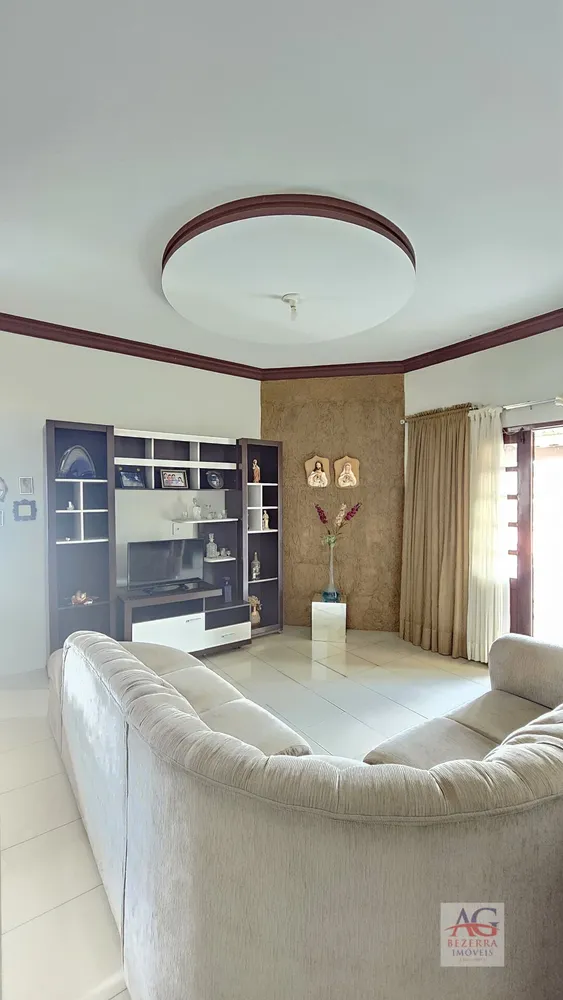 Casa, 3 quartos, 170 m² - Foto 2