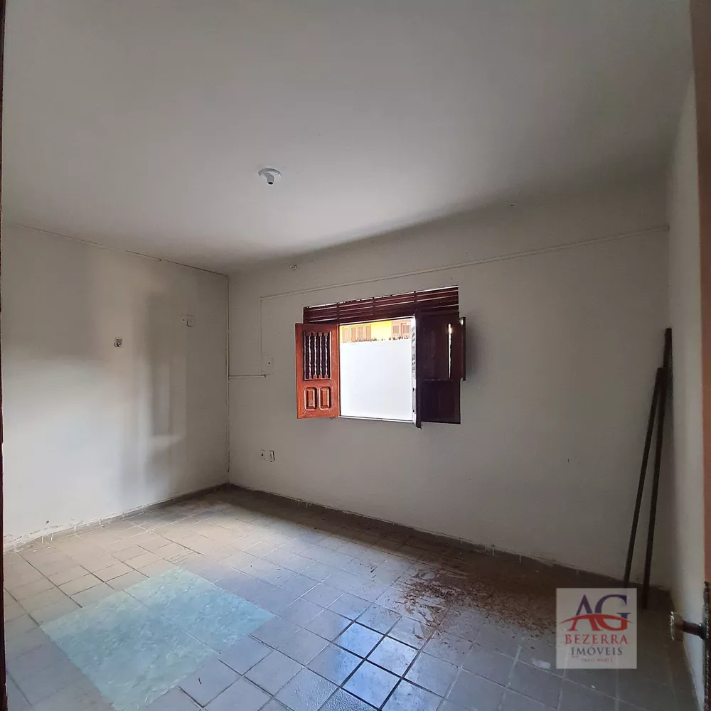 Casa, 7 quartos, 253 m² - Foto 4