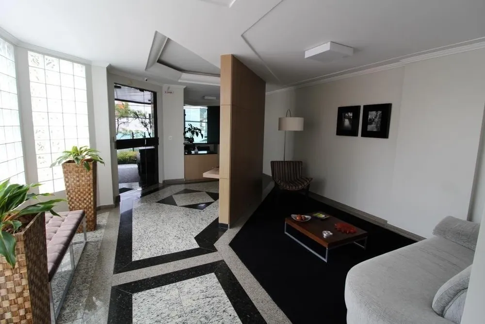 Apartamento, 3 quartos, 140 m² - Foto 2
