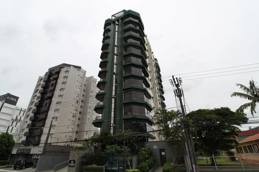 Apartamento, 3 quartos, 140 m² - Foto 1