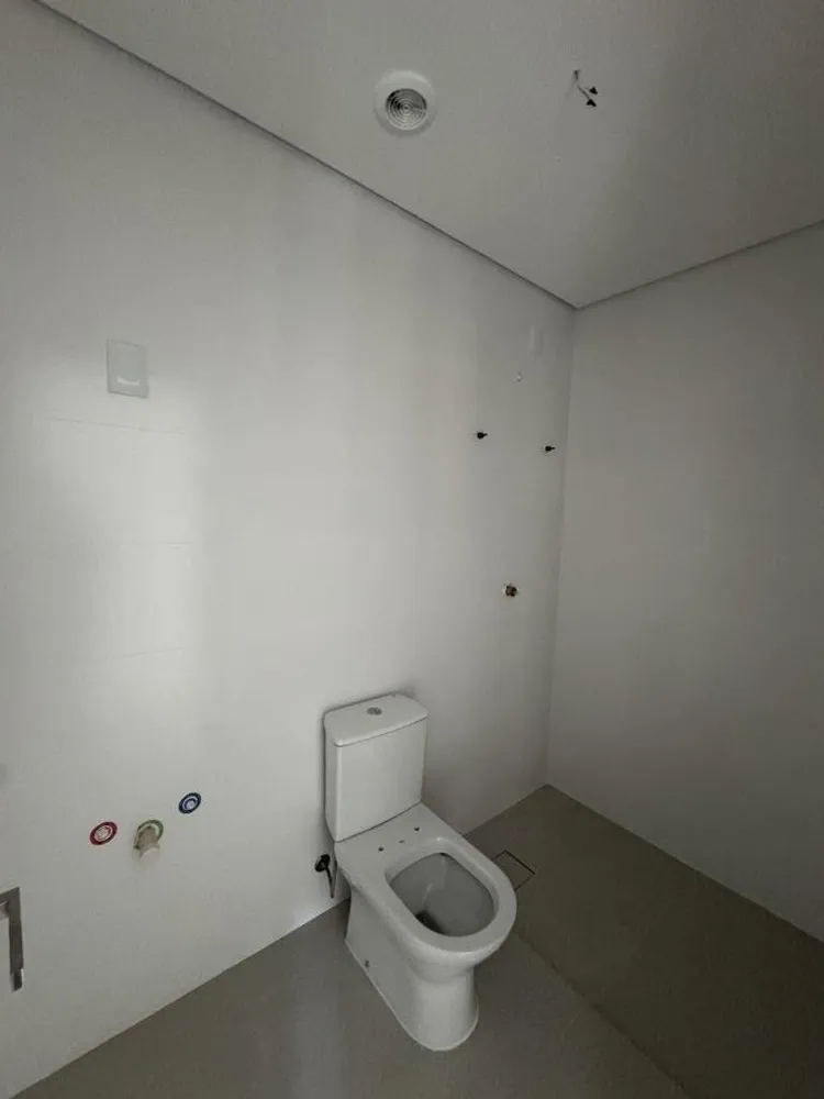Apartamento, 3 quartos, 84 m² - Foto 2
