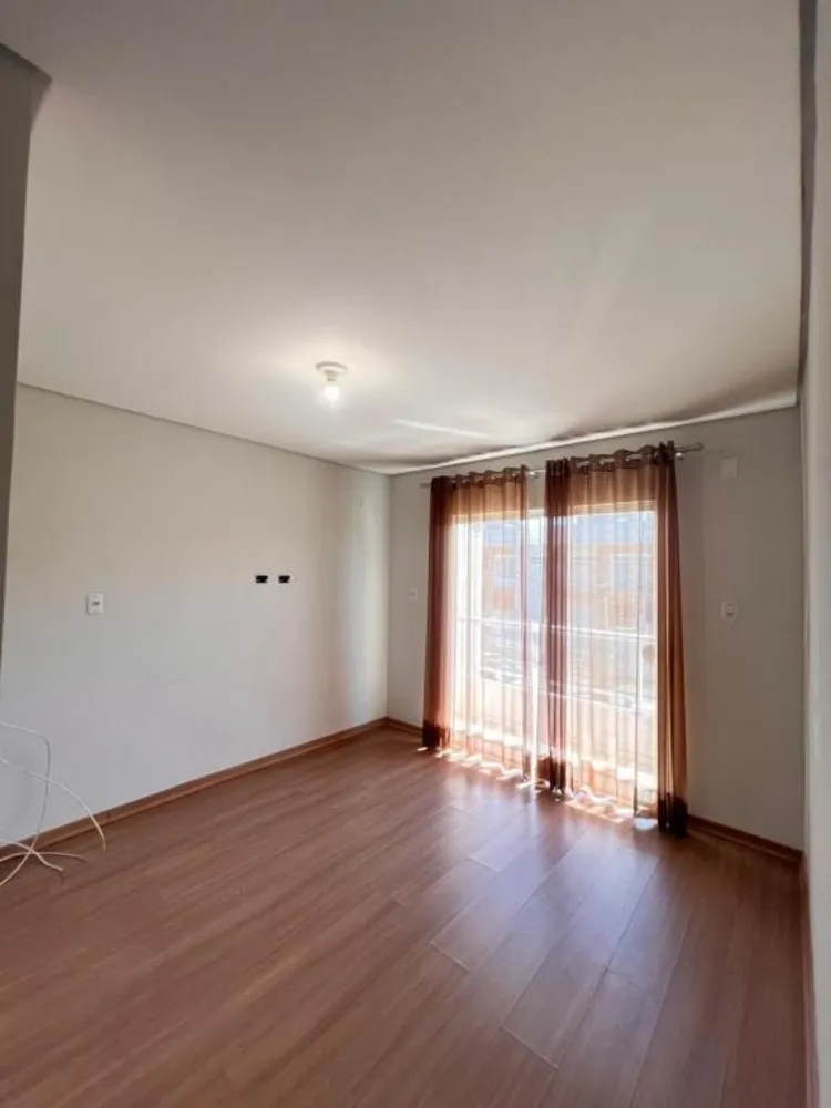 Casa, 3 quartos, 108 m² - Foto 2
