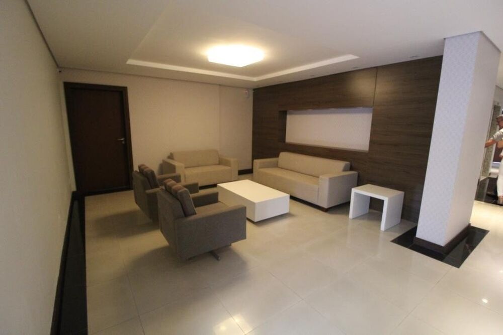 Apartamento para alugar com 4 quartos, 106m² - Foto 4